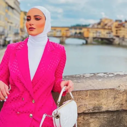 تنسيق البليزر للمحجبات