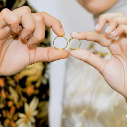 مشاكل الخطوبة الطويلة