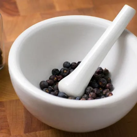 فوائد عشبة العرعر