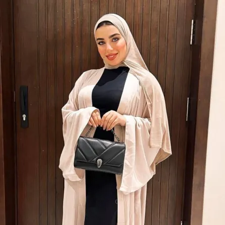 موديلات عبايات بأكمام ناعمة