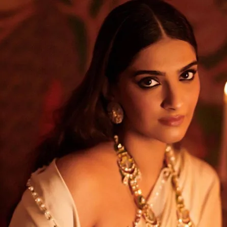 سونام كابور