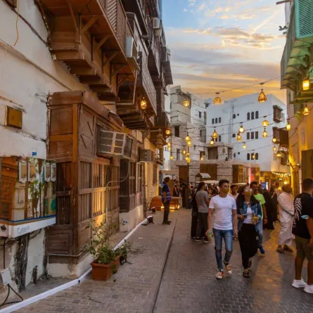 موسم جدة ينجح في استضافة 1.3 مليون زائر وسائح من خارج جدة