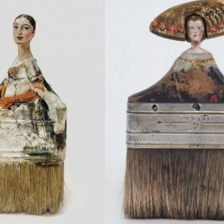 منحوتات على فرشاة الرسم