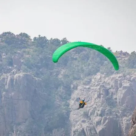 زيادة نسبة ممارسي الرياضة من 19 % في 2020 إلى 40 % بحلول عام 2030 - الصورة من الاتحاد السعودي للطيران الشراعي