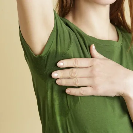 صورة لحامل مصابة بالتعرق الزائد