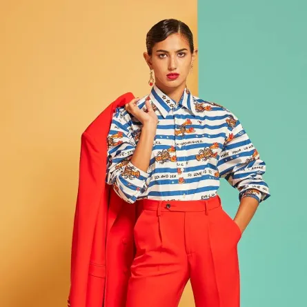 سراويل تصل إلى الكاحل من عروض الأزياء الجاهزة لصيف 2022