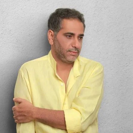 فضل شاكر - صورة من صفحته الرسمية على موقع " انستغرام"