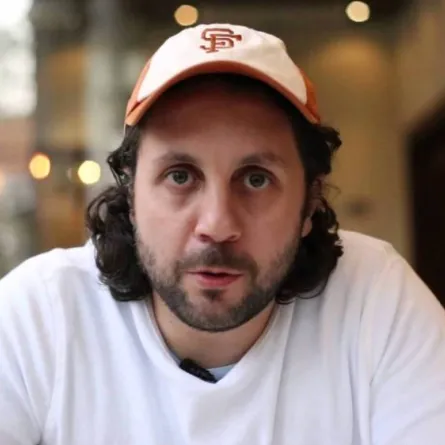 هشام ماجد بعد إصابته بكورونا: أخضع للعزل المنزلي وحالتي الصحية مستقرة