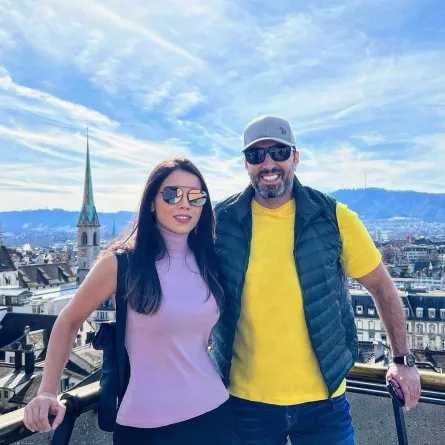 باسم ياخور وزوجته رنا الحريري - الصورة من حسابه على فيسبوك