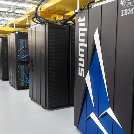 صورة كمبيوتر عملاق