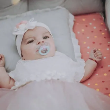 إرضاع الطفل 