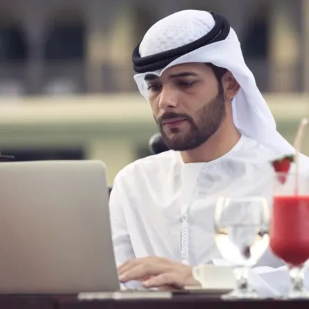 إطلاق  برنامج التدريب الصيفي 2022 بنظام التعلم عن بعد. الصورة من "وام"