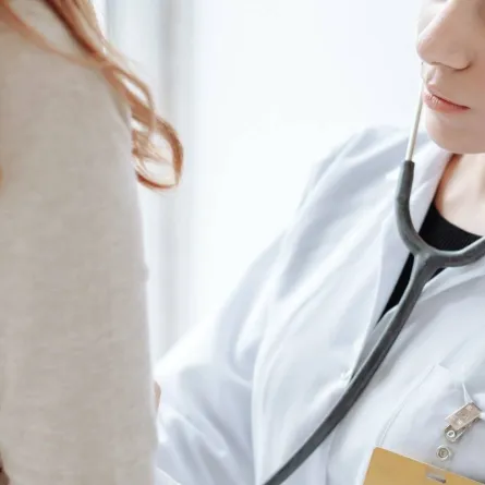 أعراض الإنفلونزا الموسمية.. خذيها على محمل الجد