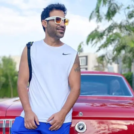 إطلالات صيفية من أحمد فهمي