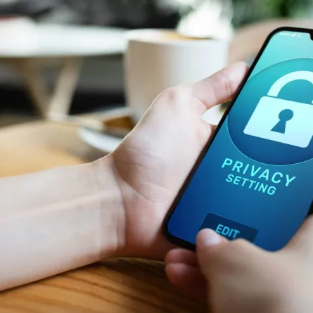  خطوات بسيطة تمنع هاتفك الأندرويد من تتبعك