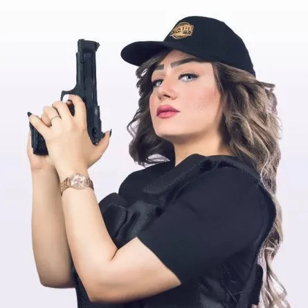 المذيعة شيماء جمال - صورة من حسابها على فيسبوك