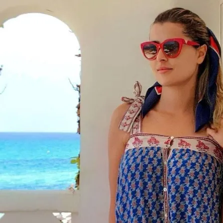 عائشة بن أحمد - صورة من صفحتها الرسمية على " انستغرام"