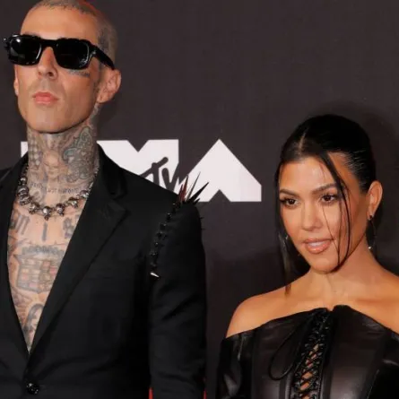 ترافيس باركر وكورتني كارداشيان