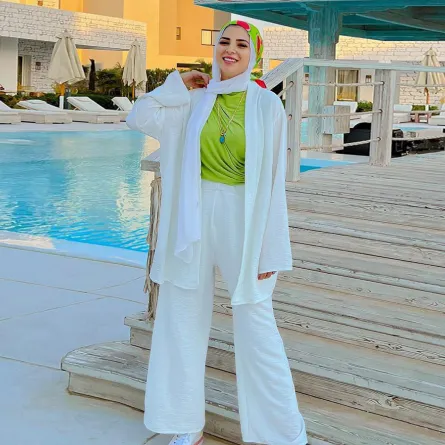 بنطلون الساتان بأسلوب جهاد البنا