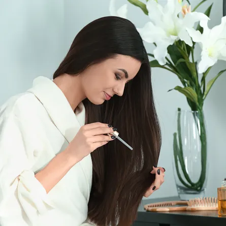 فوائد زيت الجوجوبا للشعر الهايش