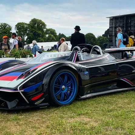 سيارة باجاني زوندا الخارقة