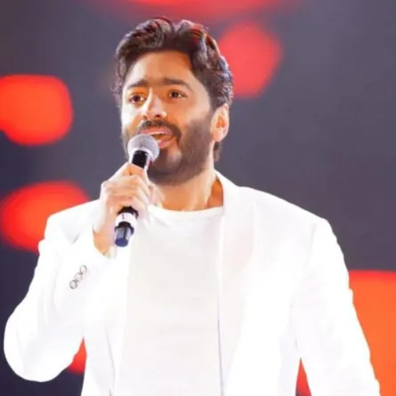 تامر حسني - الصورة من حسابه على فيسبوك