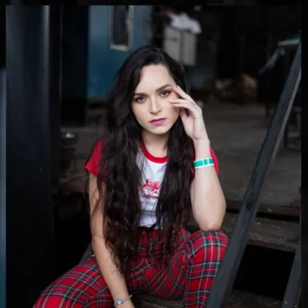 خطوات لتعيش سعيداً بمفردك