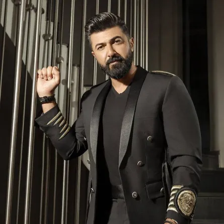 سيف نبيل - صورة من صفحته الرسمية على " انستغرام" 