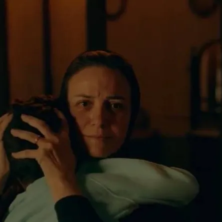 ريهام عبد الغفور في البرومو التشويقي لمسلسل "منعطف خطر " ..لقطة شاشة من  برومو المسلسل على صفحة منصة شاهد 