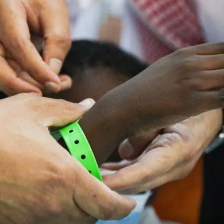 مبادرة طفلك معنا بأمان