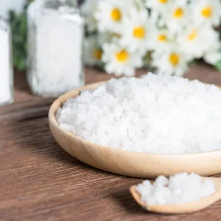 استخدامات الملح الخشن في التنظيف