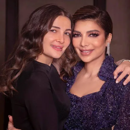 شام الذهبي وأصالة والدتها  - صورة من حساب شام على إنستجرام