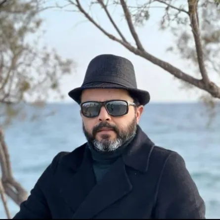 محمد هنيدي -صورة من حسابه على فيسيبوك