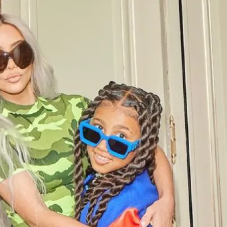 كيم كارداشيان مع ابنتها نورث ويست 