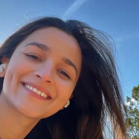 عليا بهات نجمة بوليوود