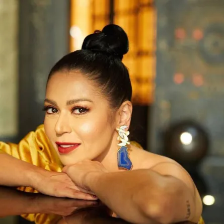 لقاء الخميسي - الصورة من حسابها على فيسبوك