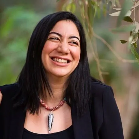 فدوى عابد - صورة من صفحتها الرسمية على انستغرام