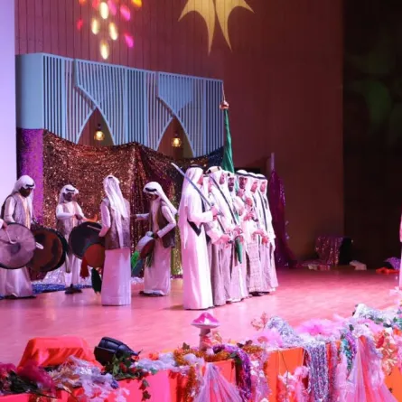 أمانة المنطقة الشرقية: أكثر من 15 ألف زائر لمهرجان "فرحة عيد" برأس تنورة - الصورة من حساب الأمانة على تويتر