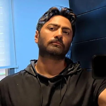 تامر حسني -  صورة من صفحته على انستغرام