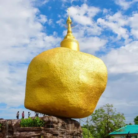 صورة الصخرة الذهبية في ميانمار
