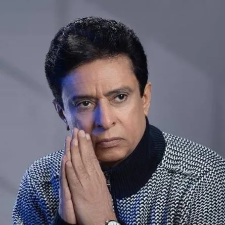 الفنان أحمد فتحي صورة من صفحته على فيسبوك