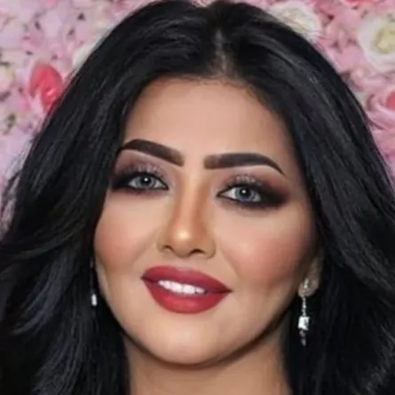 فاطمة الحوسني- الصورة من حسابها على الانستغرام