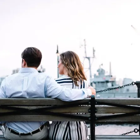 كيفية تعامل الزوجين مع ضغوط الحياة