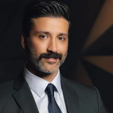 عبدالله الطليحي -الصورة من حسابها على الانستغرام