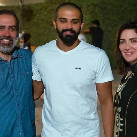 فهد علي البلوشي برفقة هبة الدري و عبد الله التركماني - صورة من صفحته الرسمية على انستغرام