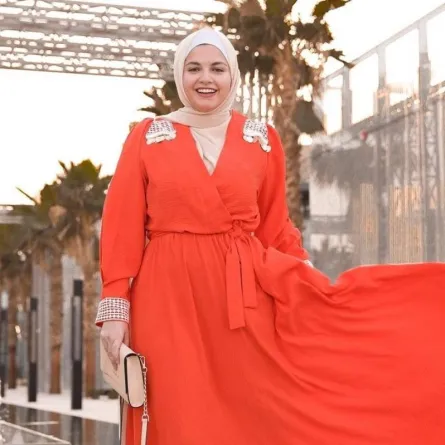 فساتين لذوات الجسم الممتلئ