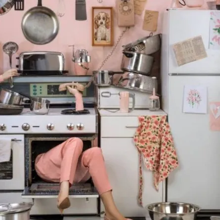 مشروع "نساء مجهولات" للمصورة باتي كارول