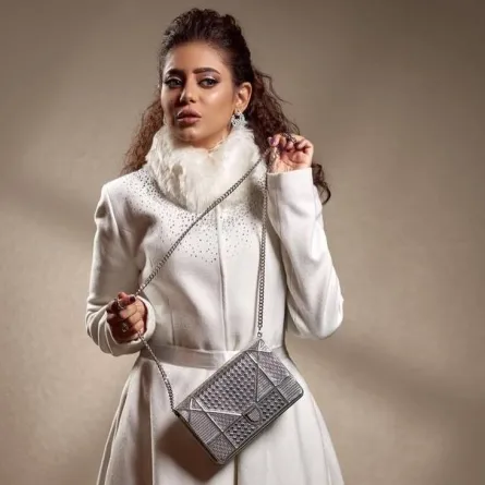 شذى سبت - صورة من صفحتها الرسمية على انستغرام