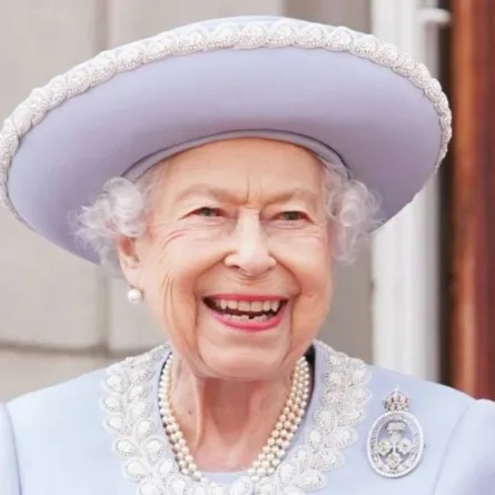 الملكة إليزابيث- الصورة من حساب The Royal Family على إنستغرام