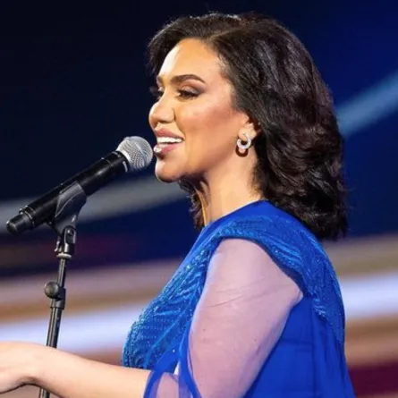 الفنانة المصرية مي فاروق 